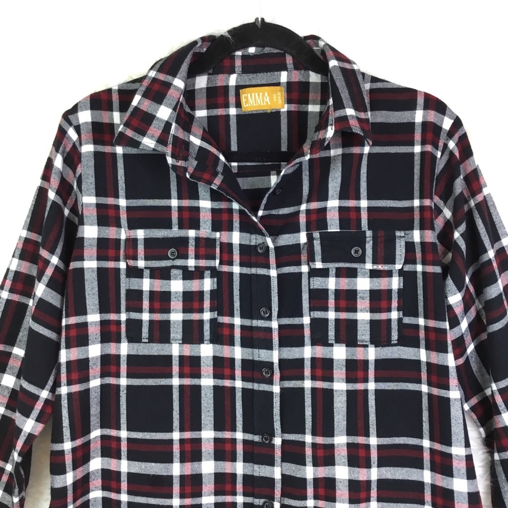 Emma Jeans Women’s plaid long sleeve button Top Cozy Fall Winter